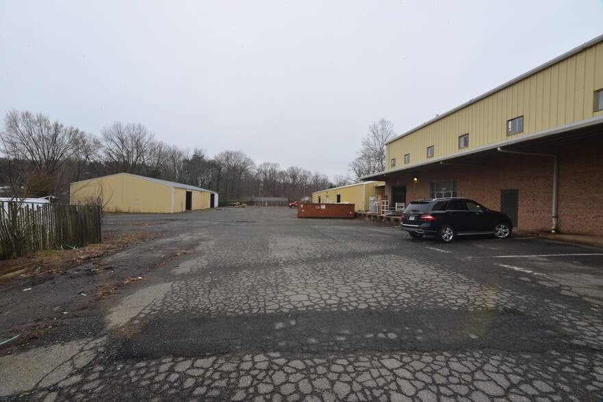 More Photos Of 8012-8022 Centreville Rd, Manassas Park, Manassas Park General Retail For Lease