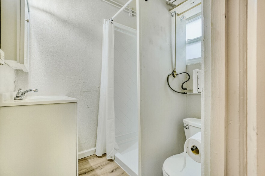 More Photos Of 248 E 4th St, Loveland Apartments For Sale