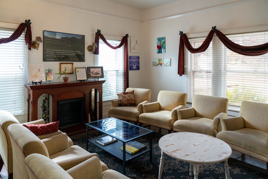 More Photos Of 315 S Willard St, Cottonwood Office Residential For Sale