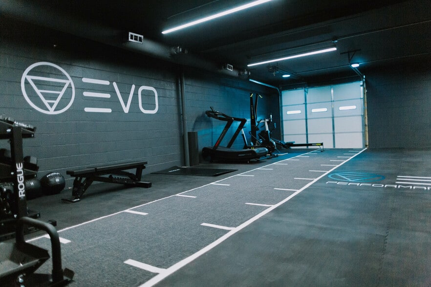 More Photos Of 1014 4th Ave S, Nashville Flex For Sale