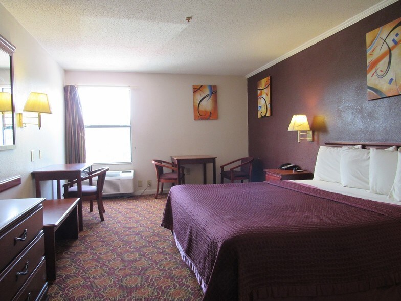 More Photos Of 312 Us-701 Hwy N, Loris Hotel For Sale