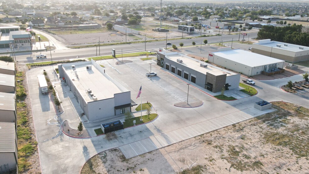 More Photos Of 6409 N Big Spring St, Midland Storefront For Sale