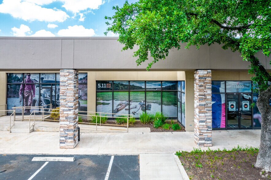 More Photos Of 15665-15689 San Pedro Ave, San Antonio Unknown For Lease