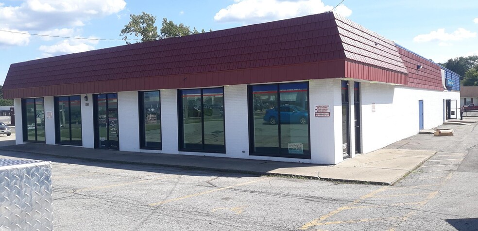 Primary Photo Of 1281 Park Avenue West, Mansfield General Retail For Lease