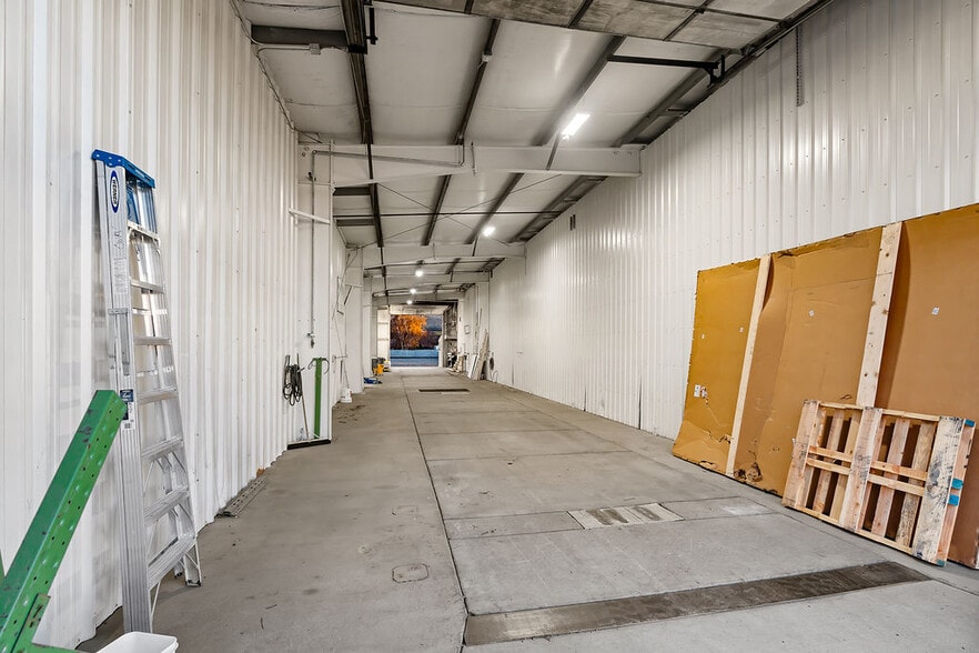 More Photos Of 1220 Industrial Way, Union Gap Warehouse For Lease