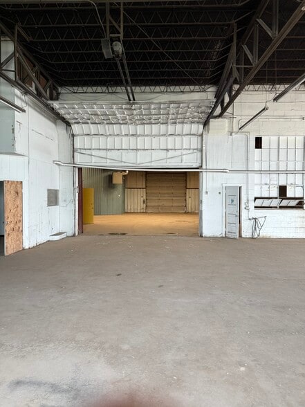 More Photos Of 12 NE 8th St, Oklahoma City Service For Sale