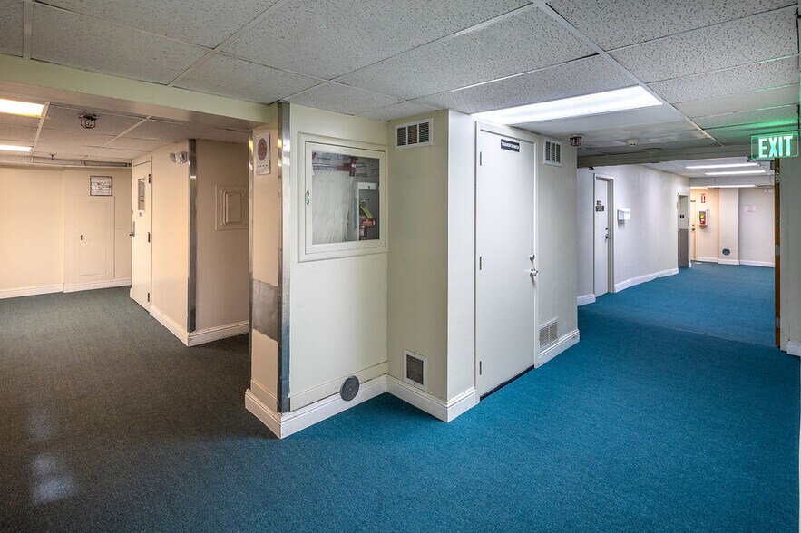 More Photos Of 2634-2648 International Blvd, Oakland Medical For Lease