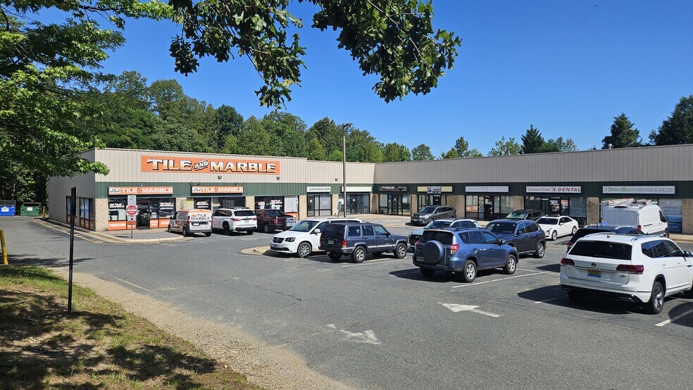 More Photos Of 4715-4763 Patriot Hwy, Fredericksburg Storefront Retail Office For Sale