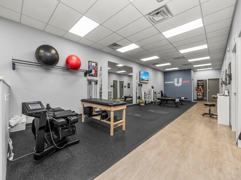 More Photos Of 2255 N University Pky, Provo General Retail For Lease