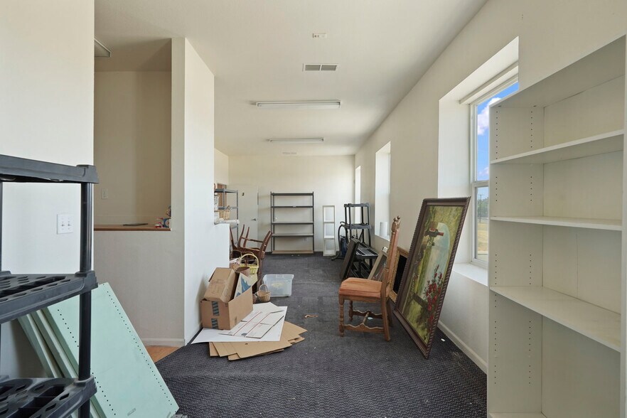 More Photos Of 2 N Main St, Lodi Storefront Retail Office For Sale