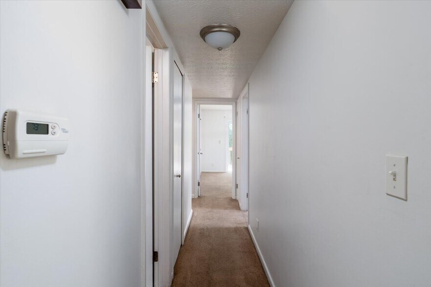 More Photos Of 1803 Cromwell Dr, Akron Apartments For Sale