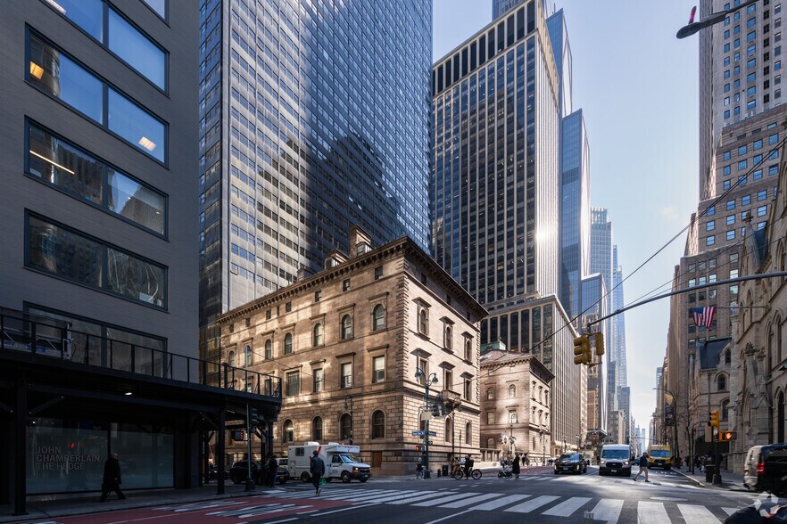 More Photos Of 455 Madison Ave, New York Hotel For Lease