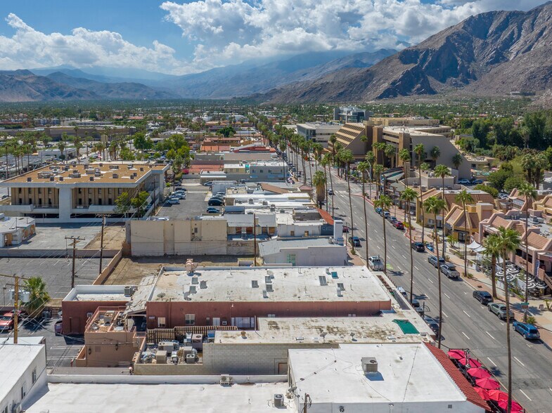 More Photos Of 360-368 N Palm Canyon Dr, Palm Springs Restaurant For Sale