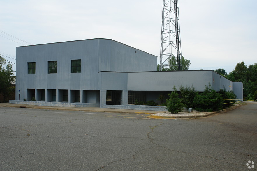 Primary Photo Of 4700 Sweden Rd, Charlotte Warehouse For Lease