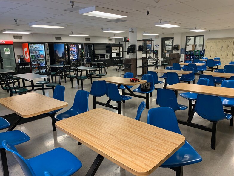 More Photos Of 12 Gerber Rd, Asheville Warehouse For Lease