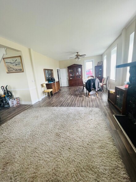 More Photos Of 6334 Dogwood Rd, Baltimore Office For Sale