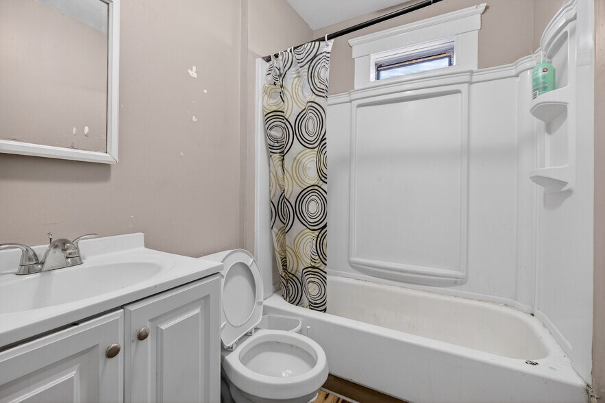 More Photos Of 32 Ferry Avenue, New Haven Apartments For Sale