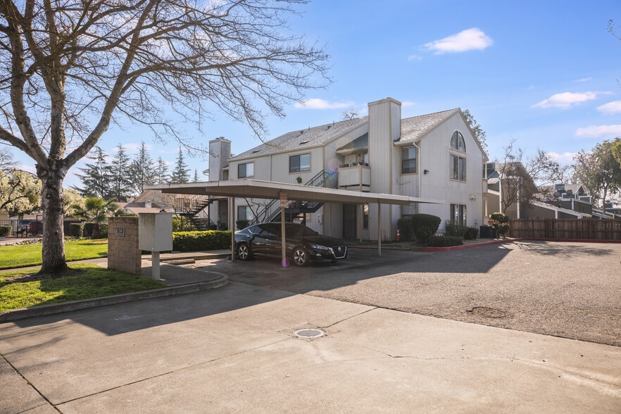 More Photos Of 2424 Winchester Dr, Lodi Apartments For Sale