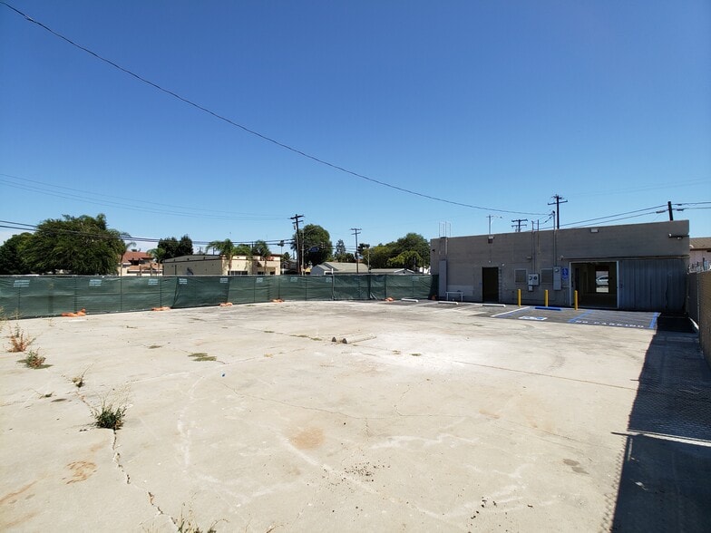 More Photos Of 7957 Whitaker St, Buena Park Storefront Retail Office For Sale