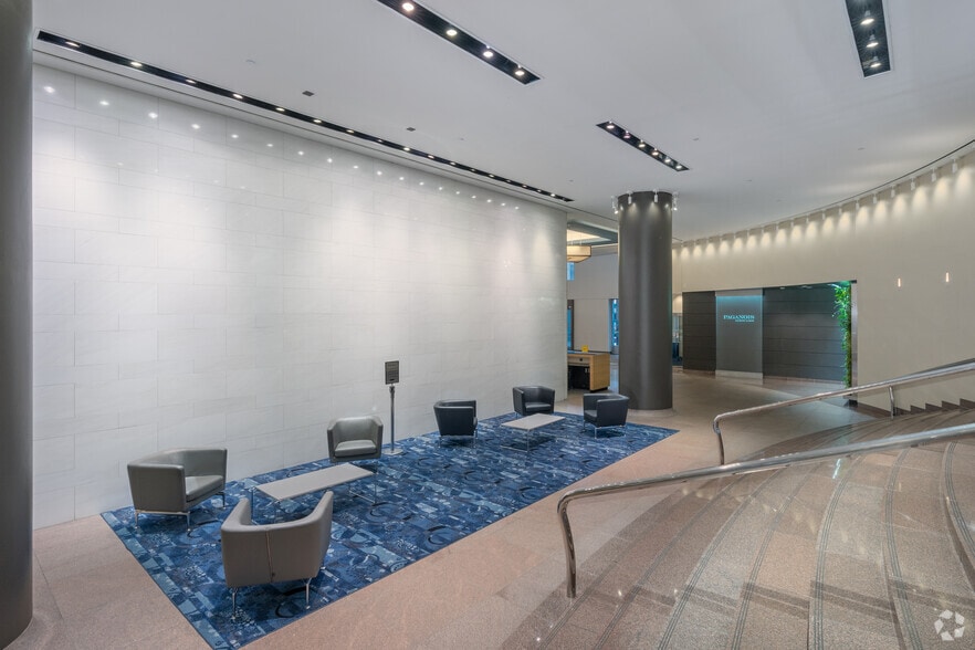 More Photos Of 2001 Market St, Philadelphia Unknown For Lease