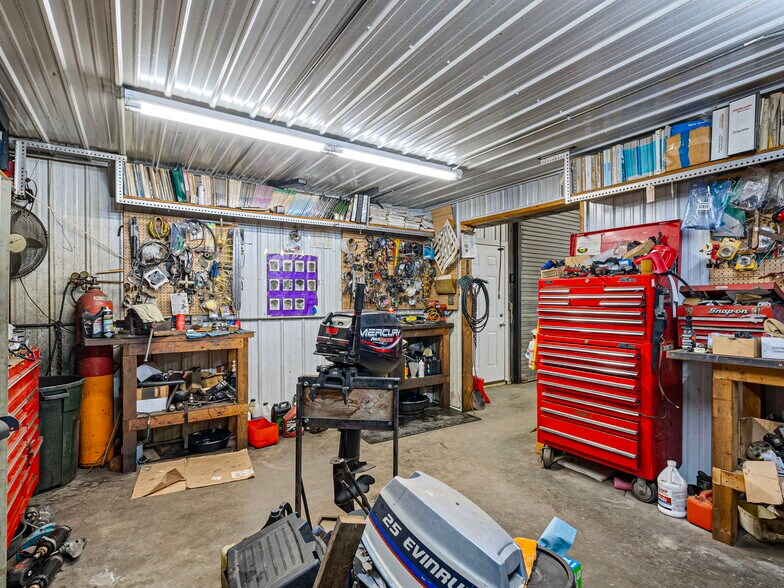 More Photos Of 2335 W Main St, Red Wing Auto Repair For Sale