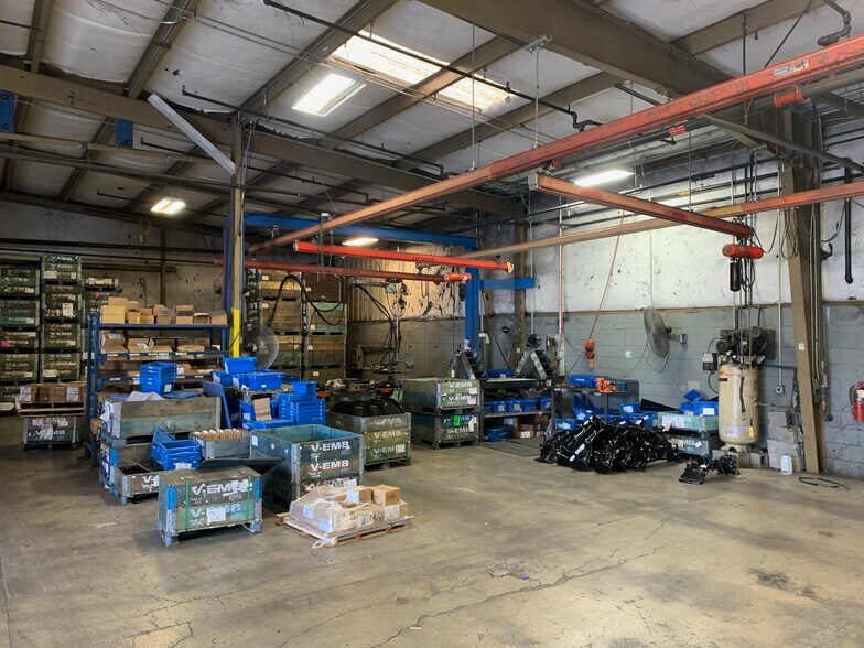 More Photos Of 4034 Pepperell Way, Dublin Warehouse For Lease