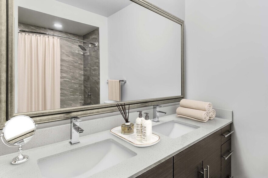 More Photos Of 1750 Camden Rd, Charlotte Apartments For Lease