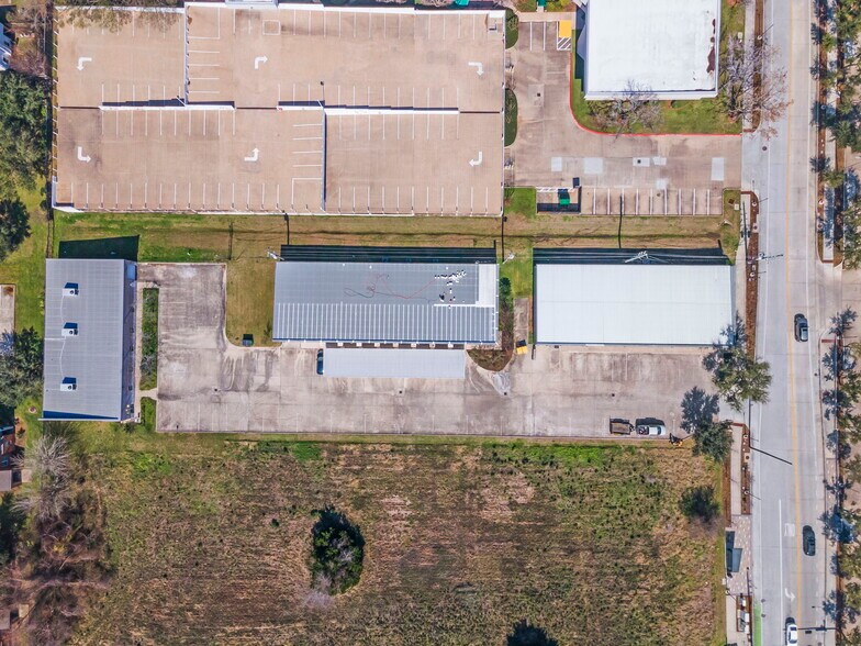 More Photos Of 3664 Walnut Bend Ln, Houston Office For Lease