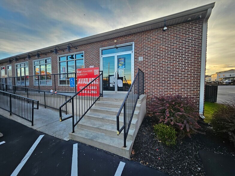 More Photos Of 209 W Union St, Allentown General Retail For Lease