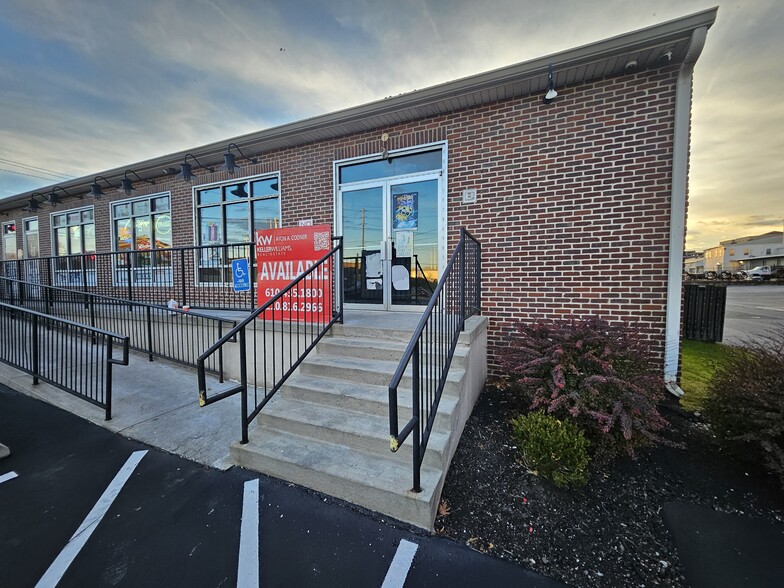 More Photos Of 209 W Union St, Allentown General Retail For Lease