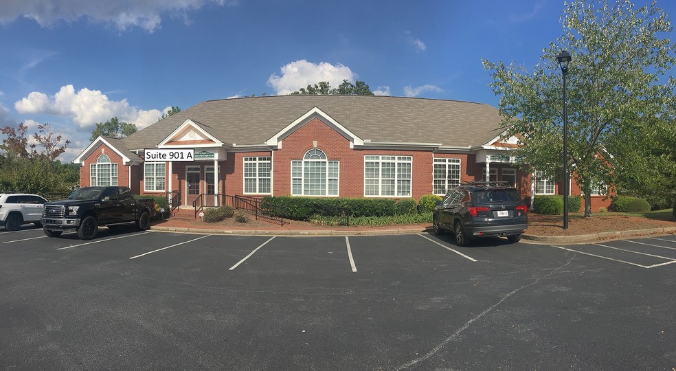 Primary Photo Of 327 Dahlonega St, Cumming Office For Lease