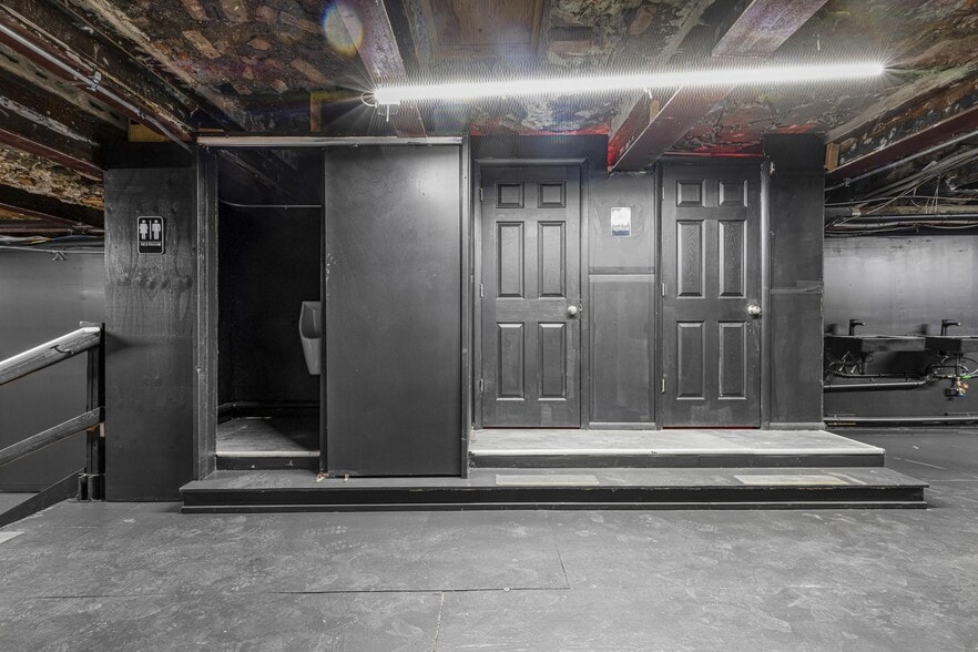 More Photos Of 54 Crosby St, New York Storefront For Lease