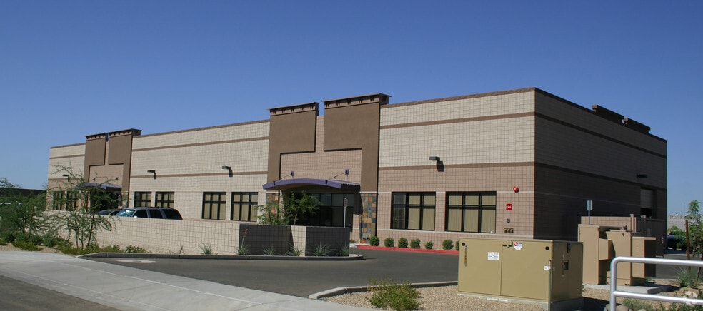 More Photos Of 2840 E Mohawk Ln, Phoenix Manufacturing For Sale