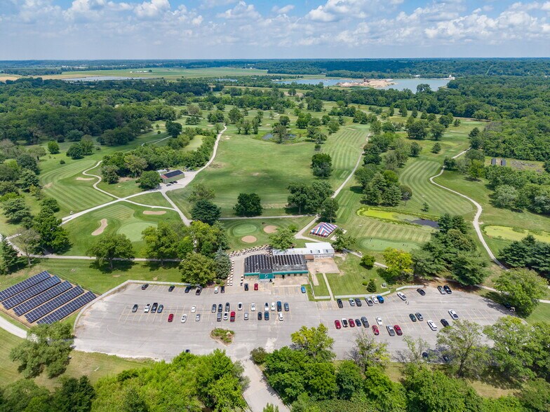 More Photos Of 200 Arlington Dr, Granite City Golf Course Driving Range For Sale
