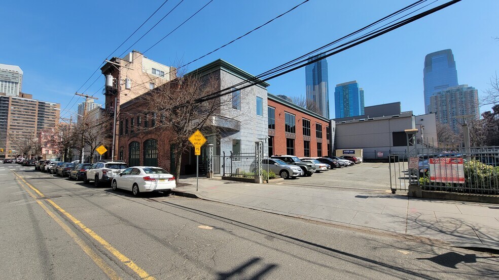 Primary Photo Of 206 Van Vorst St, Jersey City Loft Creative Space For Lease