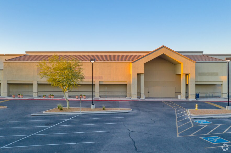 More Photos Of 18795 N Reems Rd, Surprise General Retail For Lease