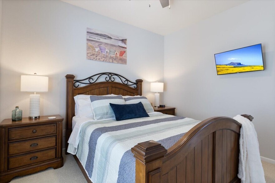 More Photos Of 415 Gardenia Cir, Sunrise Beach Hospitality For Sale