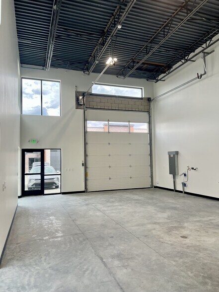 More Photos Of 3542 N Main St, Spanish Fork Warehouse For Lease