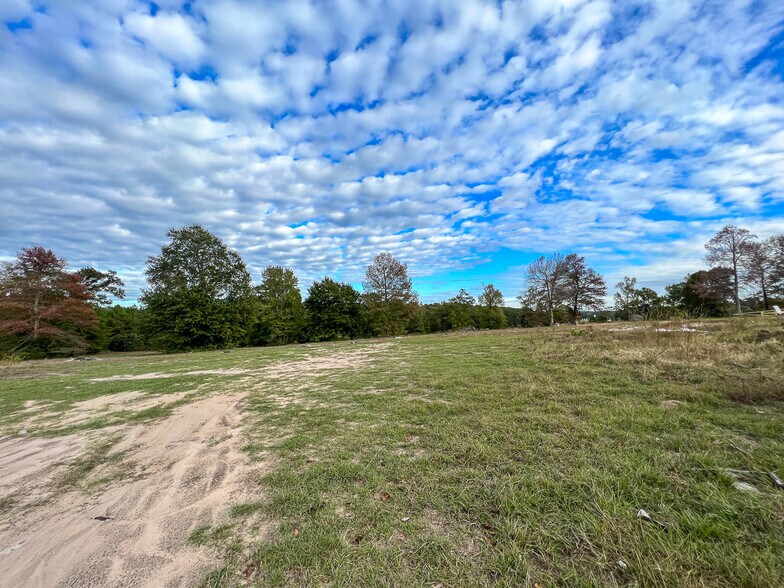 More Photos Of 730 Interstate 45 S, Huntsville Land For Sale