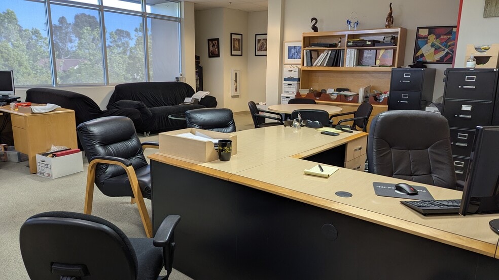 More Photos Of 35465-35475 Dumbarton Ct, Newark Research And Development For Sale