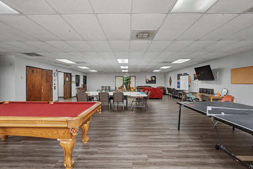 More Photos Of 2111 Skyline Dr, Mesquite Religious Facility For Sale
