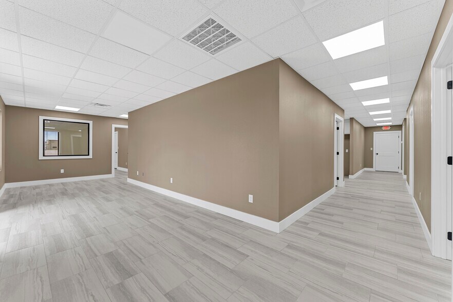More Photos Of 7922 Interstate 20 Service rd, Odessa Warehouse For Lease