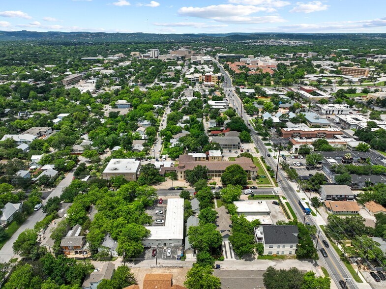More Photos Of 3707 Cedar St, Austin Apartments For Sale