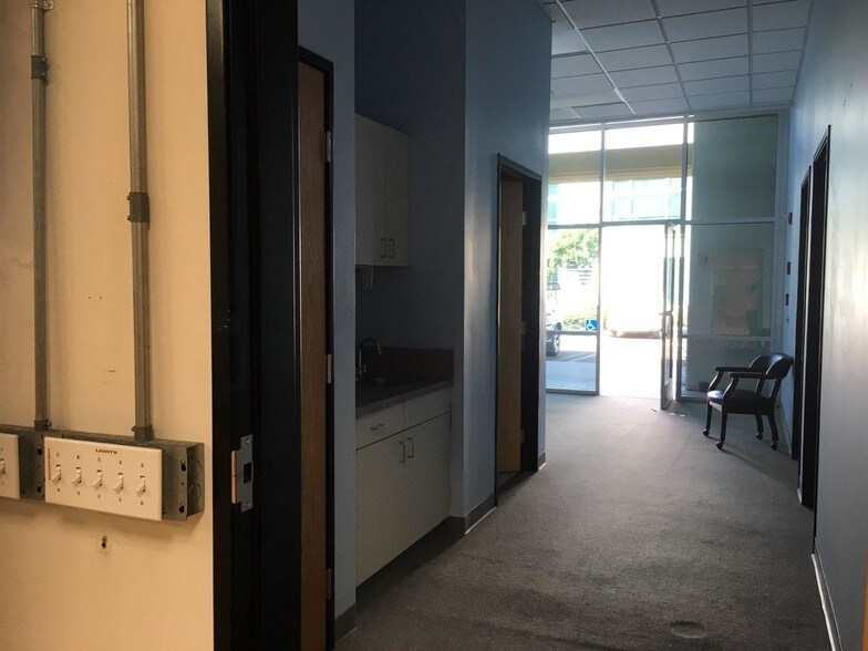 More Photos Of 2306 La Mirada Dr, Vista Warehouse For Lease