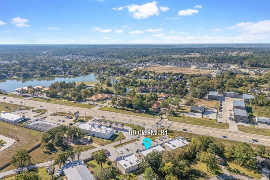 More Photos Of 107 Old River Rd, Montgomery Storefront For Sale