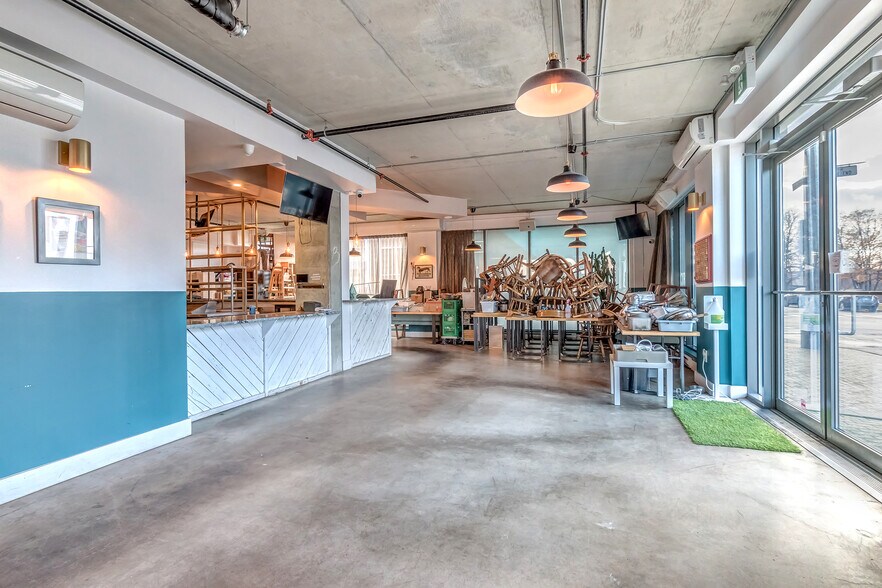 More Photos Of 250 Rue Gary-Carter, Montréal Apartments For Lease