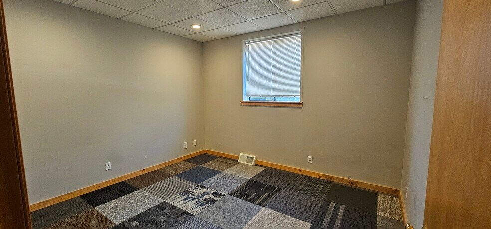More Photos Of 3947 Excelsior Blvd, Saint Louis Park Office For Lease