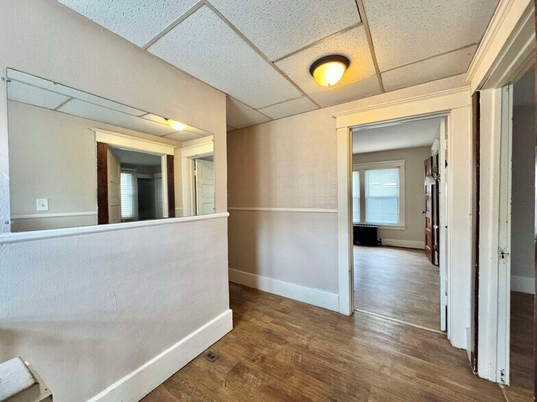 More Photos Of 301 E North St, Geneva Apartments For Sale