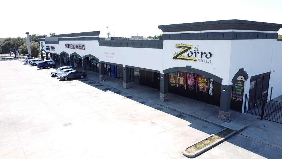 More Photos Of 10114 Bissonnet St, Houston Storefront For Lease