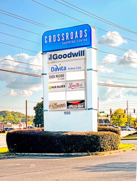 More Photos Of 1550 Buford Hwy, Buford Supermarket For Lease